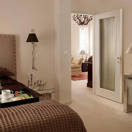 Western Embassy 4* Atene